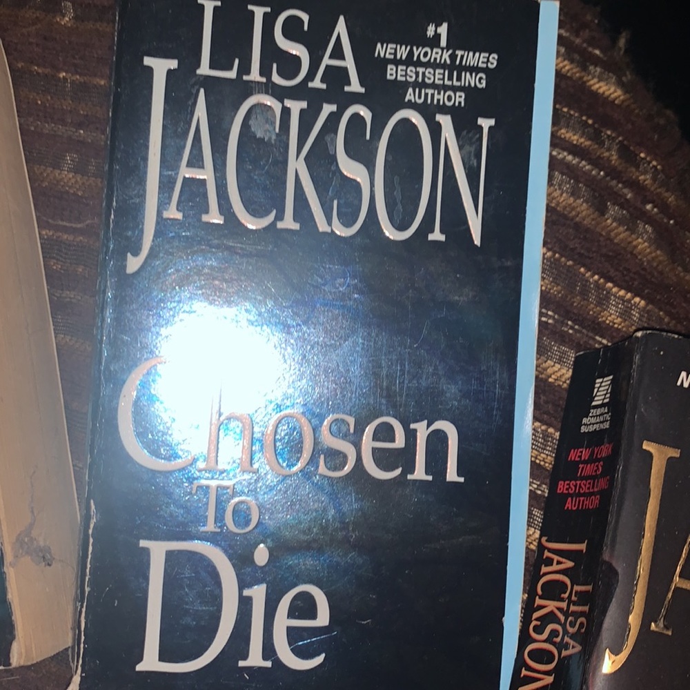 Book bundle - Picture 4 of 5